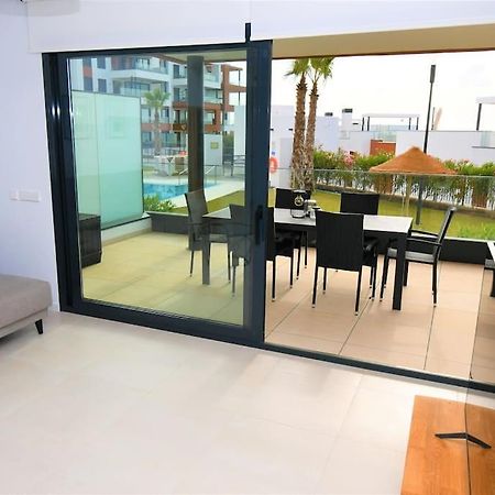 Casa Kerr - Luxury Apt - Sleeps 9 - Los Boliches Leilighet Málaga Eksteriør bilde